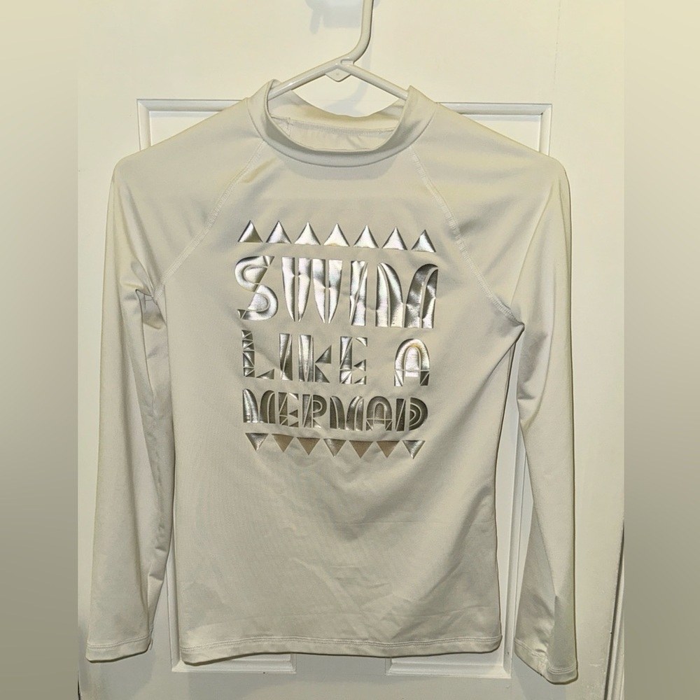 Girls sz 10/12 Cat & Jack White Long Sleeve Swim Shirt with Silver Text EUC